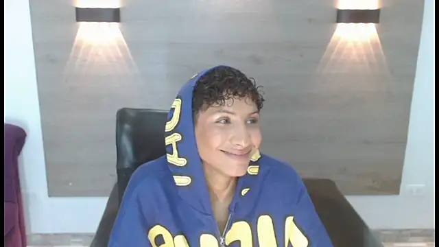 Ahdamnnxx  online show from 05-28-26, 07:11