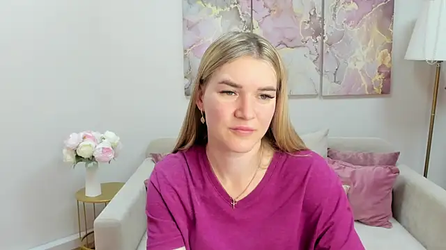RoxyReignn online show from 07-24-26, 09:13