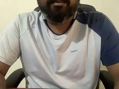 incestfukcerr online show from 06-25-26, 07:35