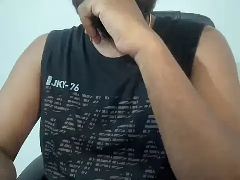 incestfukcerr online show from 07-01-26, 04:47