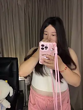 Luckysisi-s online show from 05-26-26, 11:28
