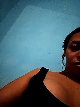 Snapshot of kikitavc chatting on 05-27-26, 02:19 kikitavc online show from 05-27-26, 02:19