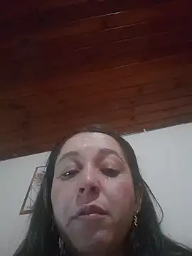 Snapshot of Brithany_doll chatting on 06-01-26, 12:34 Brithany doll online show from 06-01-26, 12:34