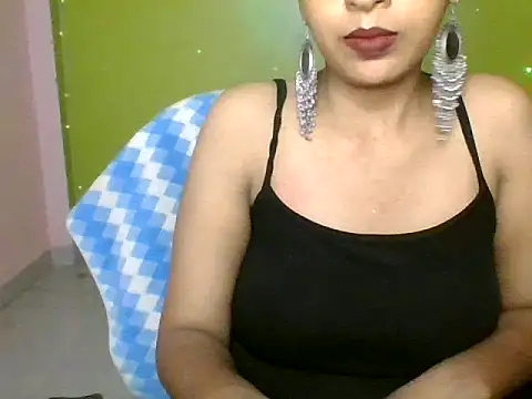 Miss Aaisha online show from 06-25-26, 04:56