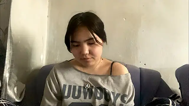 Snapshot of Molly_Teddy chatting on 05-30-26, 07:38 Molly Teddy online show from 05-30-26, 07:38