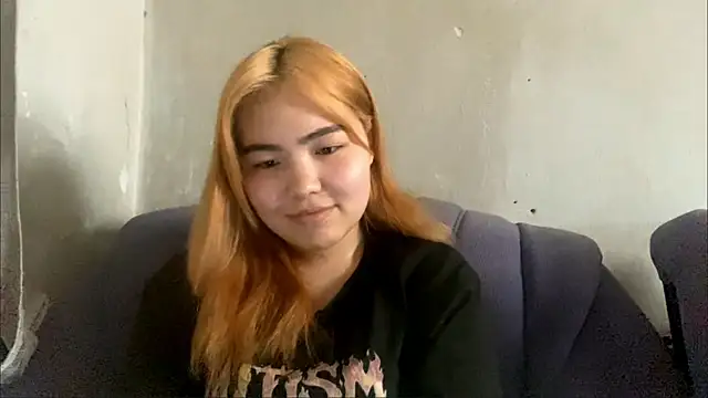 Snapshot of Molly_Teddy chatting on 06-26-26, 10:08 Molly Teddy online show from 06-26-26, 10:08