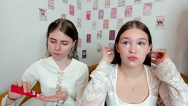 PlayfulMelly online show from 05-27-26, 09:17