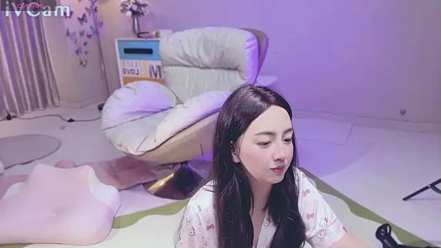 qianqianliao online show from 07-01-26, 05:31