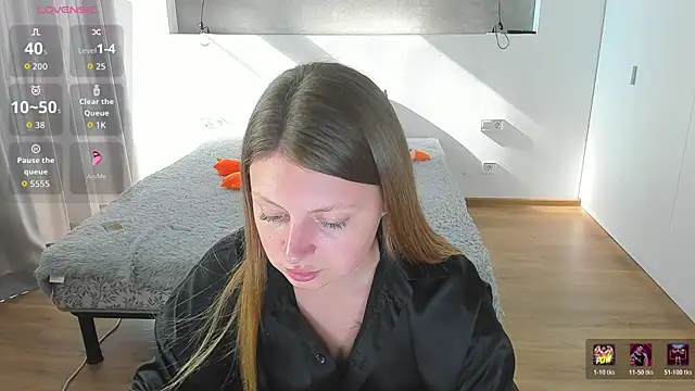 Kitkatvel online show from 07-28-26, 06:09