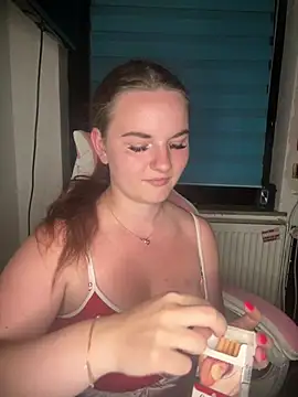 SecretSarah online show from 05-29-26, 02:59