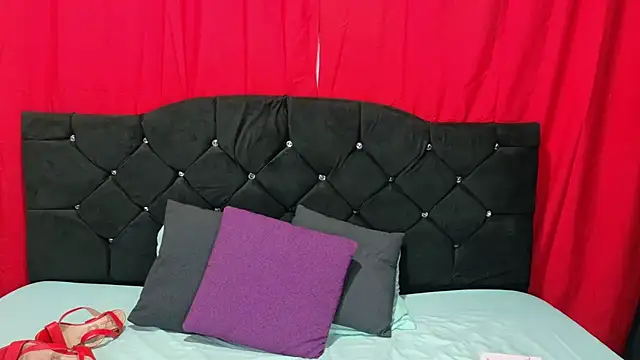 aura sterling online show from 07-30-26, 07:24