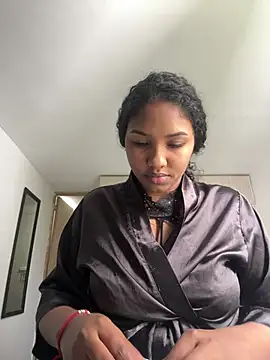 IamBlackmoon online show from 06-18-26, 08:02