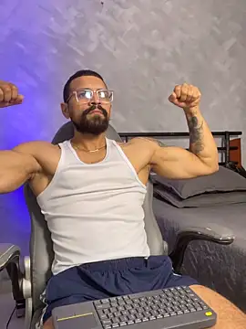 RoccoSaenz online show from 06-01-26, 07:48