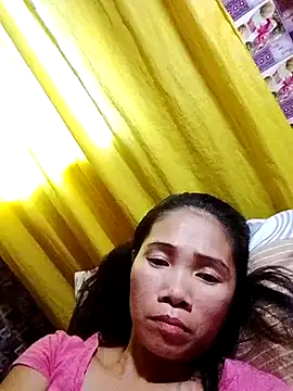 hotmom lyn online show from 06-11-26, 10:08