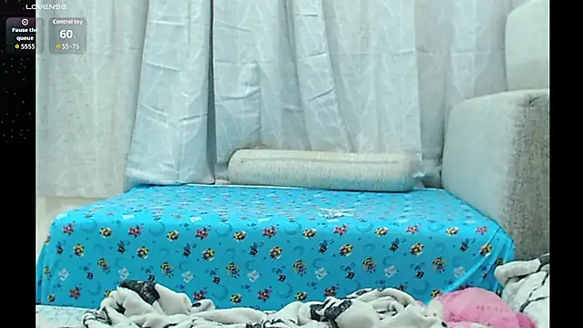 Snapshot of PreettyMiaa chatting on 07-10-26, 08:00 PreettyMiaa online show from 07-10-26, 08:00