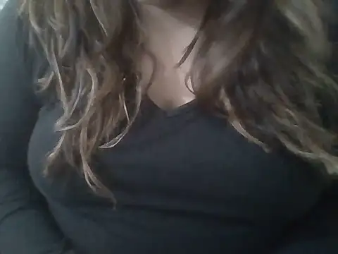 Snapshot of Hotty_Khwahish chatting on 05-27-26, 06:43 Hotty Khwahish online show from 05-27-26, 06:43