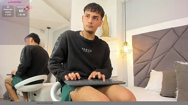 LiamBlake  online show from 06-10-26, 06:01