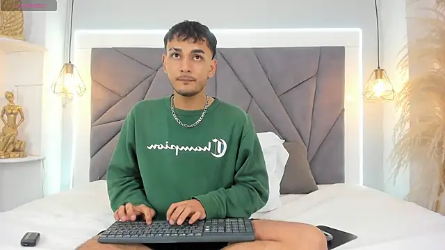LiamBlake  online show from 06-24-26, 05:17