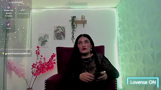 sthefy01 online show from 05-26-26, 07:54