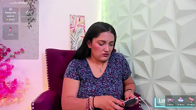 sthefy01 online show from 07-27-26, 07:21