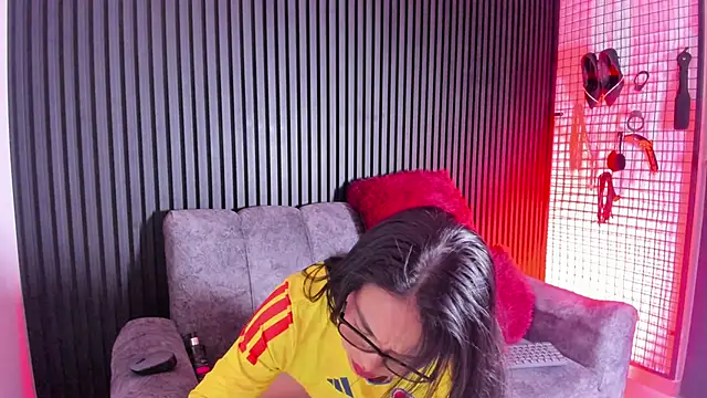 1Mature  Naughty online show from 06-13-26, 03:37