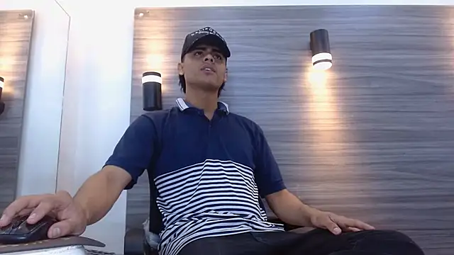 LeleHott01 online show from 07-27-26, 03:02