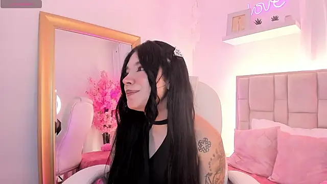 Isis waifu  online show from 05-28-26, 05:05