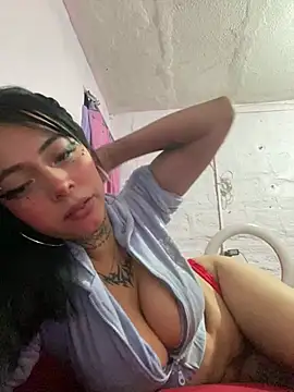 Snapshot of YummyGirl_ chatting on 06-26-26, 03:22 YummyGirl online show from 06-26-26, 03:22