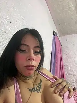 Snapshot of YummyGirl_ chatting on 06-28-26, 03:45 YummyGirl online show from 06-28-26, 03:45