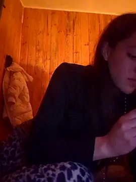 Snapshot of VickymoreX chatting on 06-17-26, 08:17 VickymoreX online show from 06-17-26, 08:17