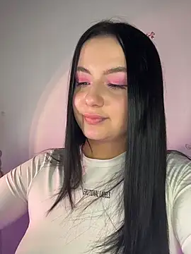 QueenL0la online show from 05-31-26, 04:47