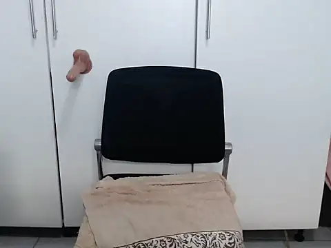 Appledesire online show from 06-03-26, 06:27