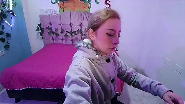 Barbie  sweet online show from 07-16-26, 12:33