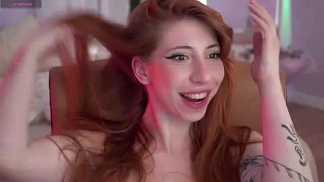Snapshot of Mia_Daddysgirl_ chatting on 07-28-26, 03:21 Mia Daddysgirl online show from 07-28-26, 03:21