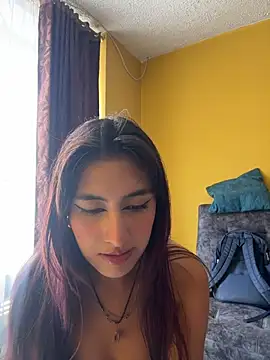Snapshot of velariasoft_ chatting on 07-02-26, 04:35 velariasoft online show from 07-02-26, 04:35
