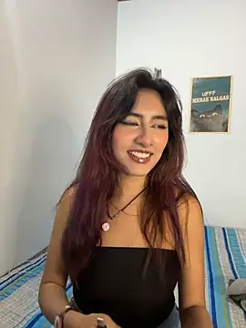 Snapshot of velariasoft_ chatting on 07-15-26, 03:17 velariasoft online show from 07-15-26, 03:17
