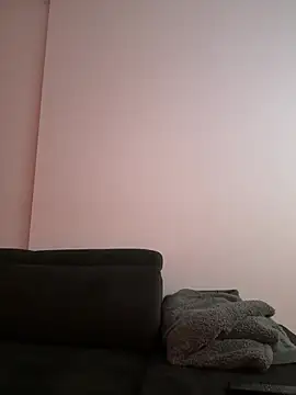 gymgirllaura online show from 07-28-26, 08:52