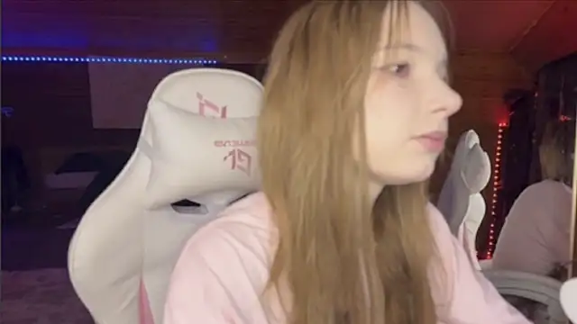 OpheliaVoss online show from 06-08-26, 08:42