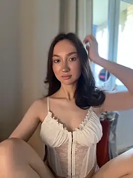 Maryana Ro online show from 06-03-26, 04:56