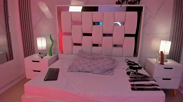 Lana Hard As online show from 07-15-26, 04:12