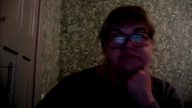 Empress211 online show from 05-30-26, 06:16