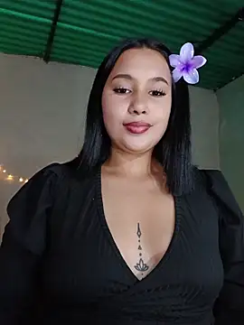 Snapshot of shantall_cute chatting on 07-18-26, 06:56 shantall cute online show from 07-18-26, 06:56