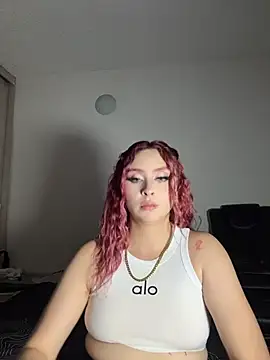 Sophia LuxxX online show from 05-30-26, 02:52