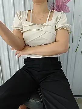 Snapshot of Ure_sexy chatting on 06-20-26, 02:03 Ure sexy online show from 06-20-26, 02:03