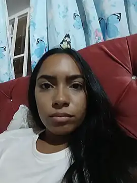 Snapshot of xcleila chatting on 05-30-26, 01:57 xcleila online show from 05-30-26, 01:57