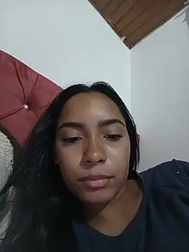 xcleila online show from 06-01-26, 04:14