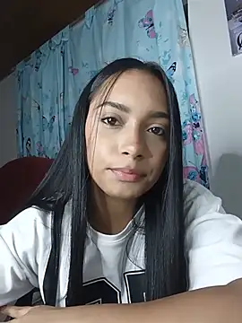 xcleila online show from 07-18-26, 12:37
