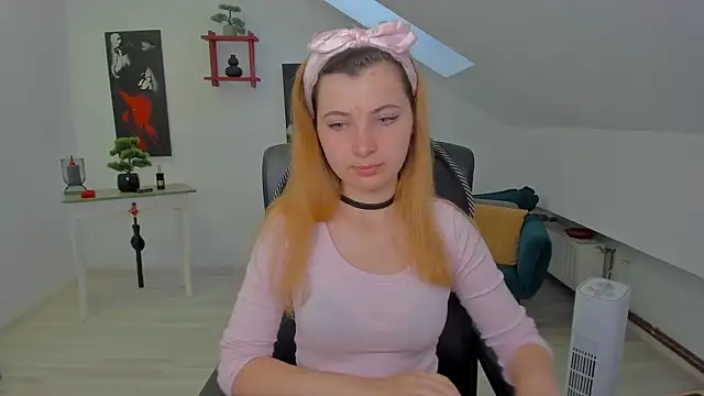 CamelliaStone online show from 07-16-26, 03:45