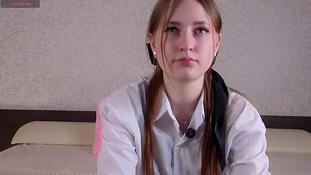 Snapshot of LeishaChamblee chatting on 07-16-26, 02:28 LeishaChamblee online show from 07-16-26, 02:28
