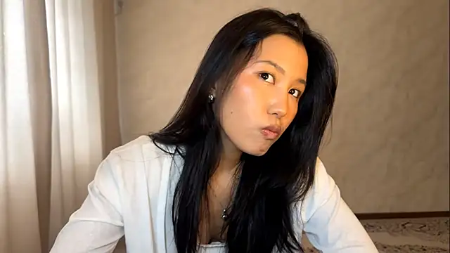 AikoHokonu online show from 07-18-26, 06:28